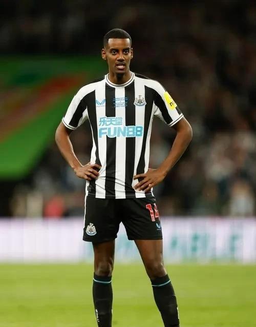 包含爱尔兰女足锋线火力全开,继续领跑积分榜的词条 包含爱尔兰女足锋线火力全开,继续领跑积分榜的词条