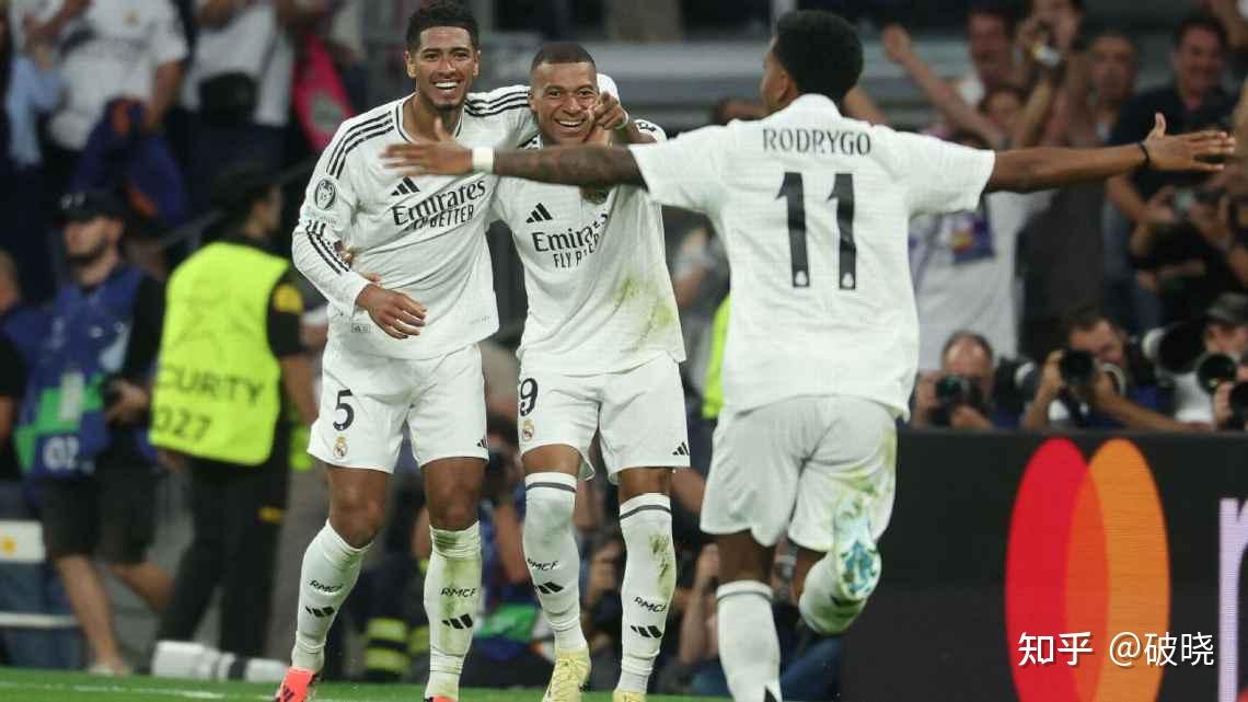 开云体育在线-皇马后卫铲球破坏对手进攻，助球队守住领先优势的简单介绍