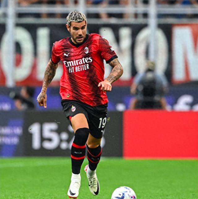 开云体育-AC米兰前锋连续破门，助球队获得宝贵胜利的简单介绍