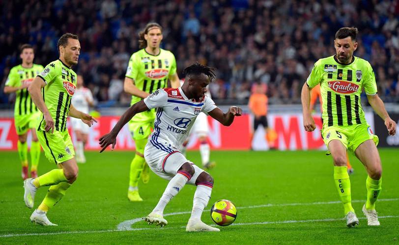 斯特拉斯堡主场客场失利，遭遇失败的简单介绍