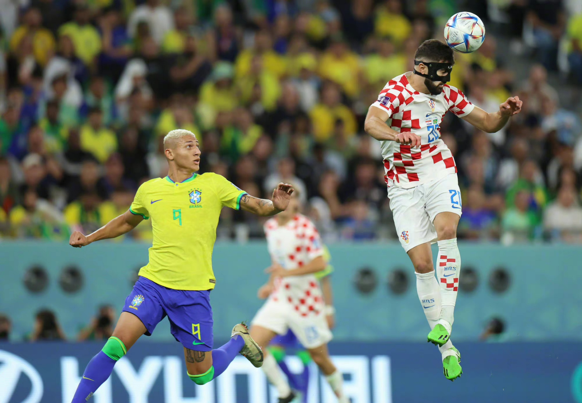 开云体育官方网站-包含克罗地亚队客场战胜斯洛文尼亚，晋级形势一片光明的词条