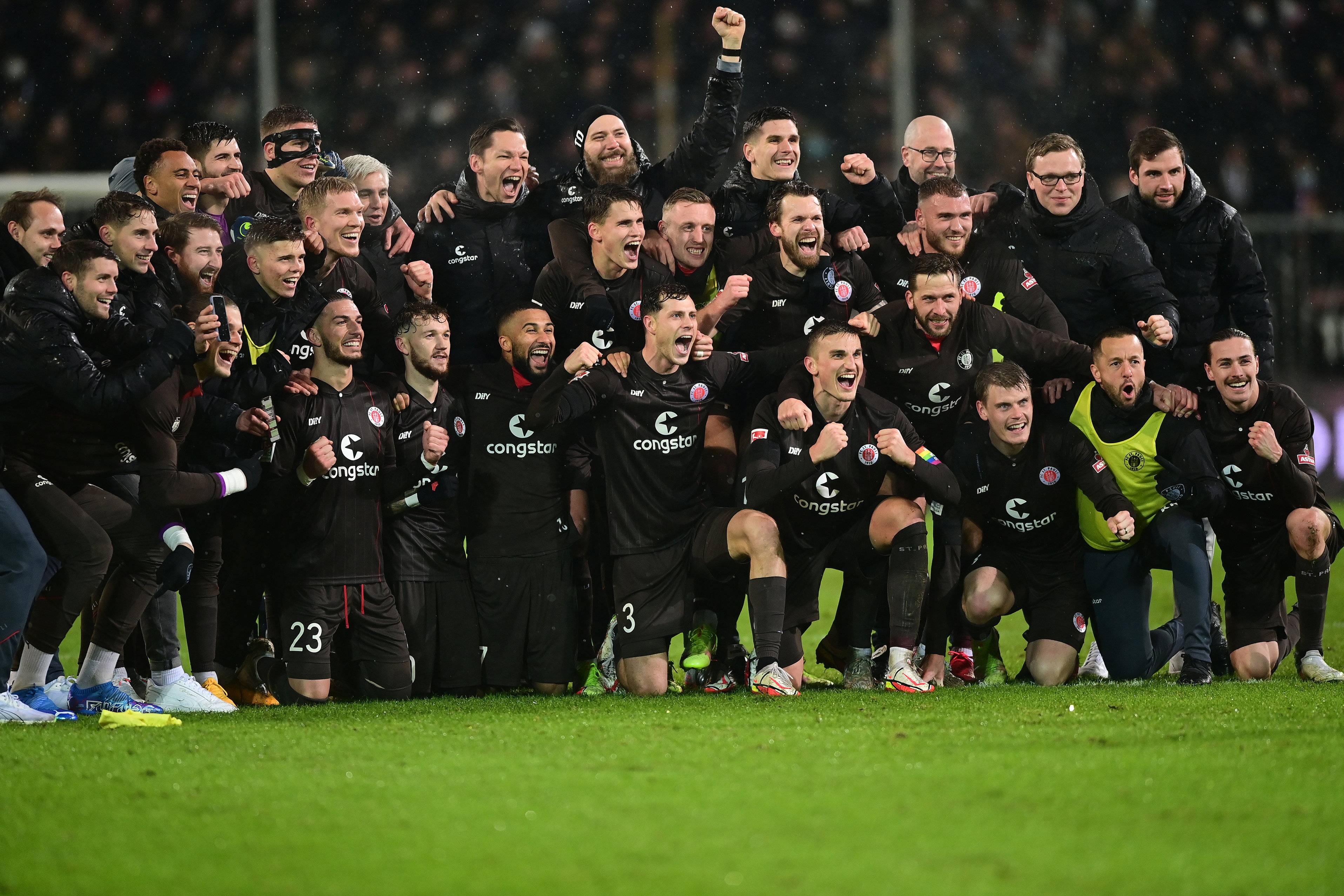 包含广州富力联赛主场告捷,重庆当代力帆客场遭遇惨败的词条 包含广州富力联赛主场告捷,重庆当代力帆客场遭遇惨败的词条