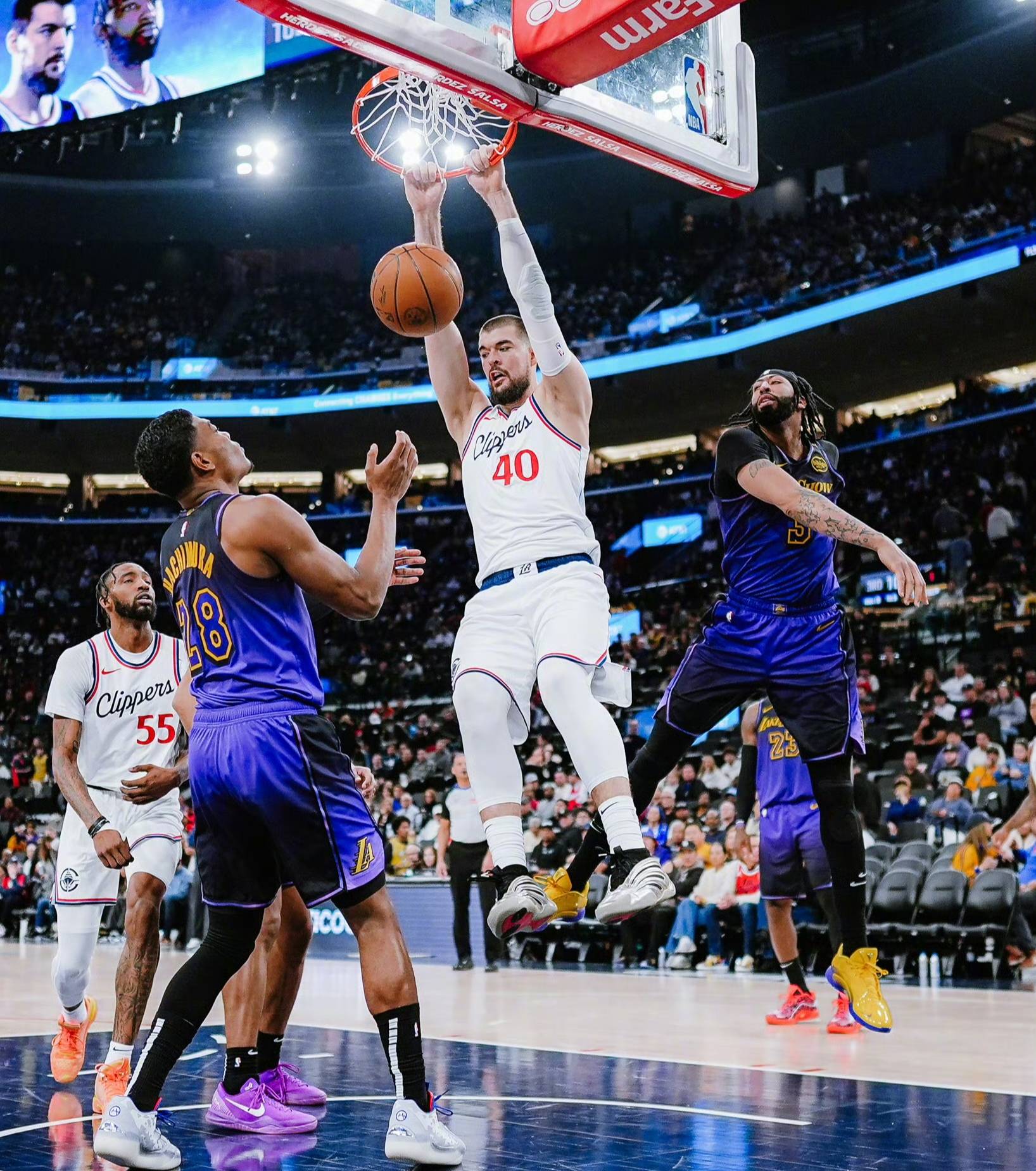 快船球员状态回暖，队伍气势如虹的简单介绍