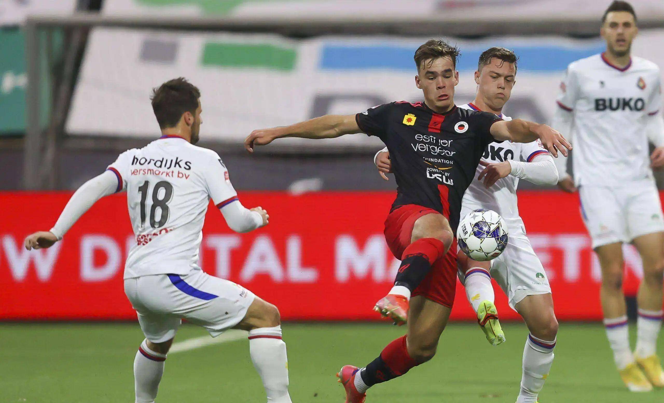 开云体育入口-阿贾克斯青年队获得国际青年杯冠军