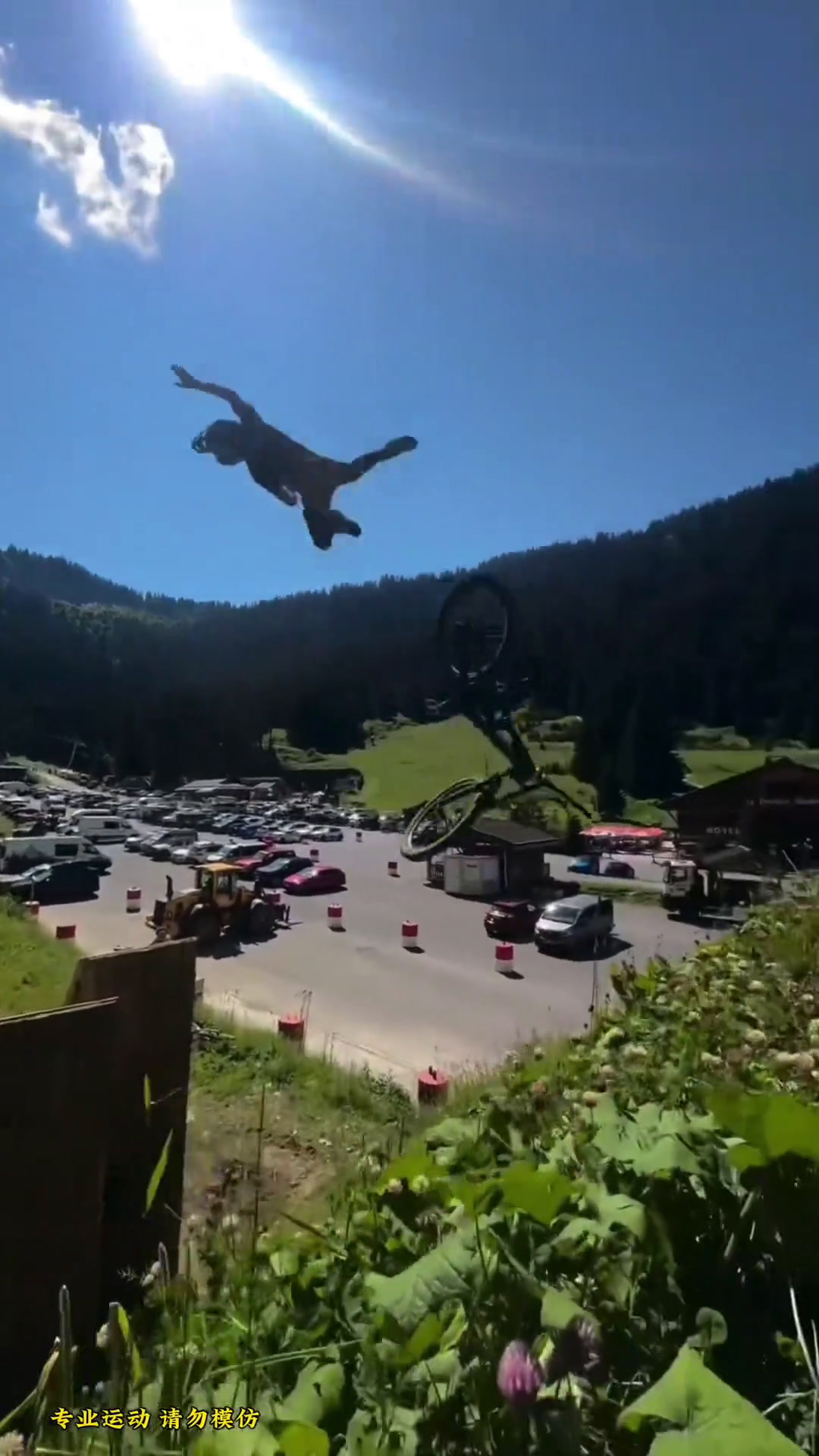 开云体育-惊险刺激！赛场上不容错过的瞬间