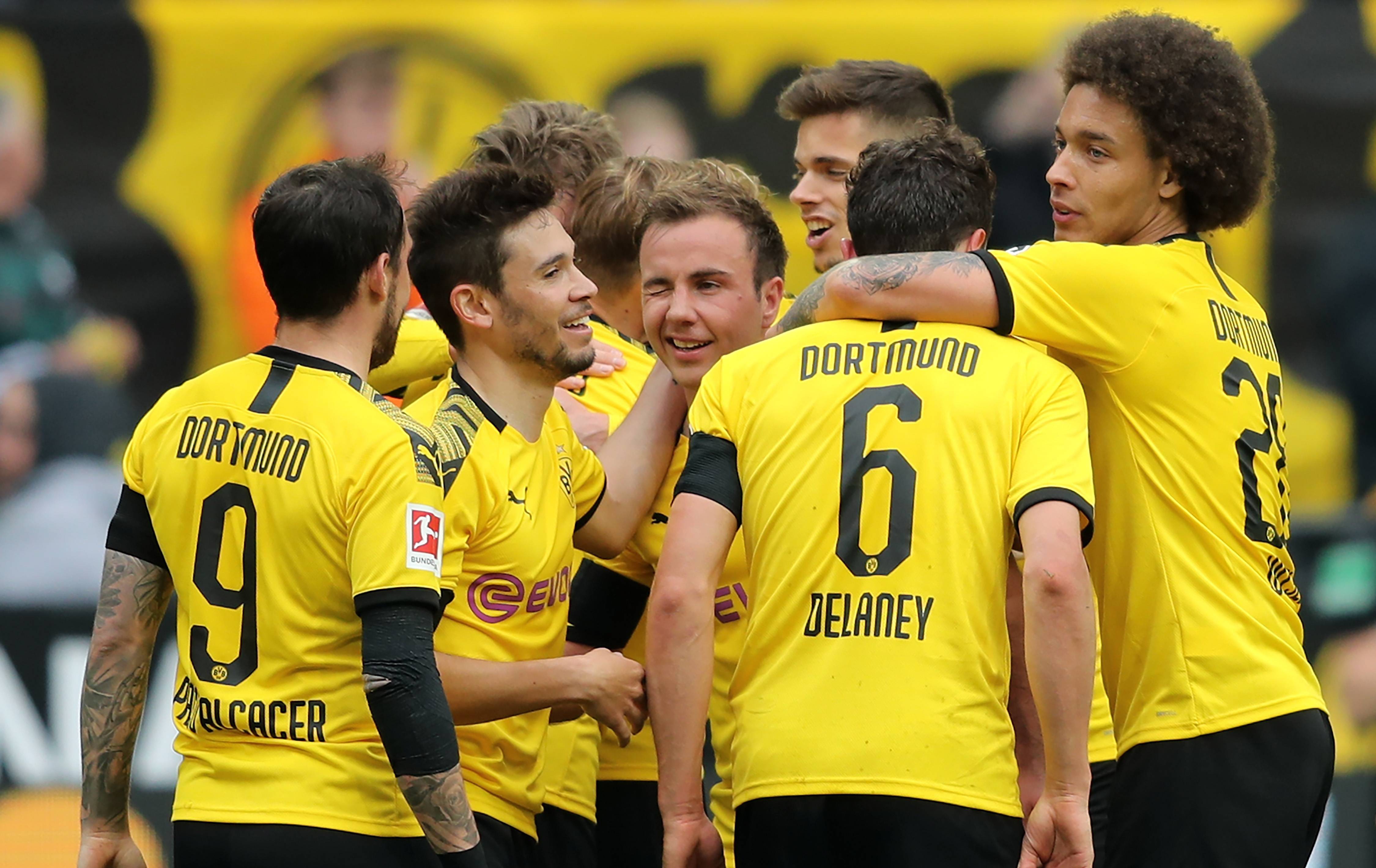 开云体育-包含欧预赛赛场上掀起一场激烈对决，胜负难分的词条