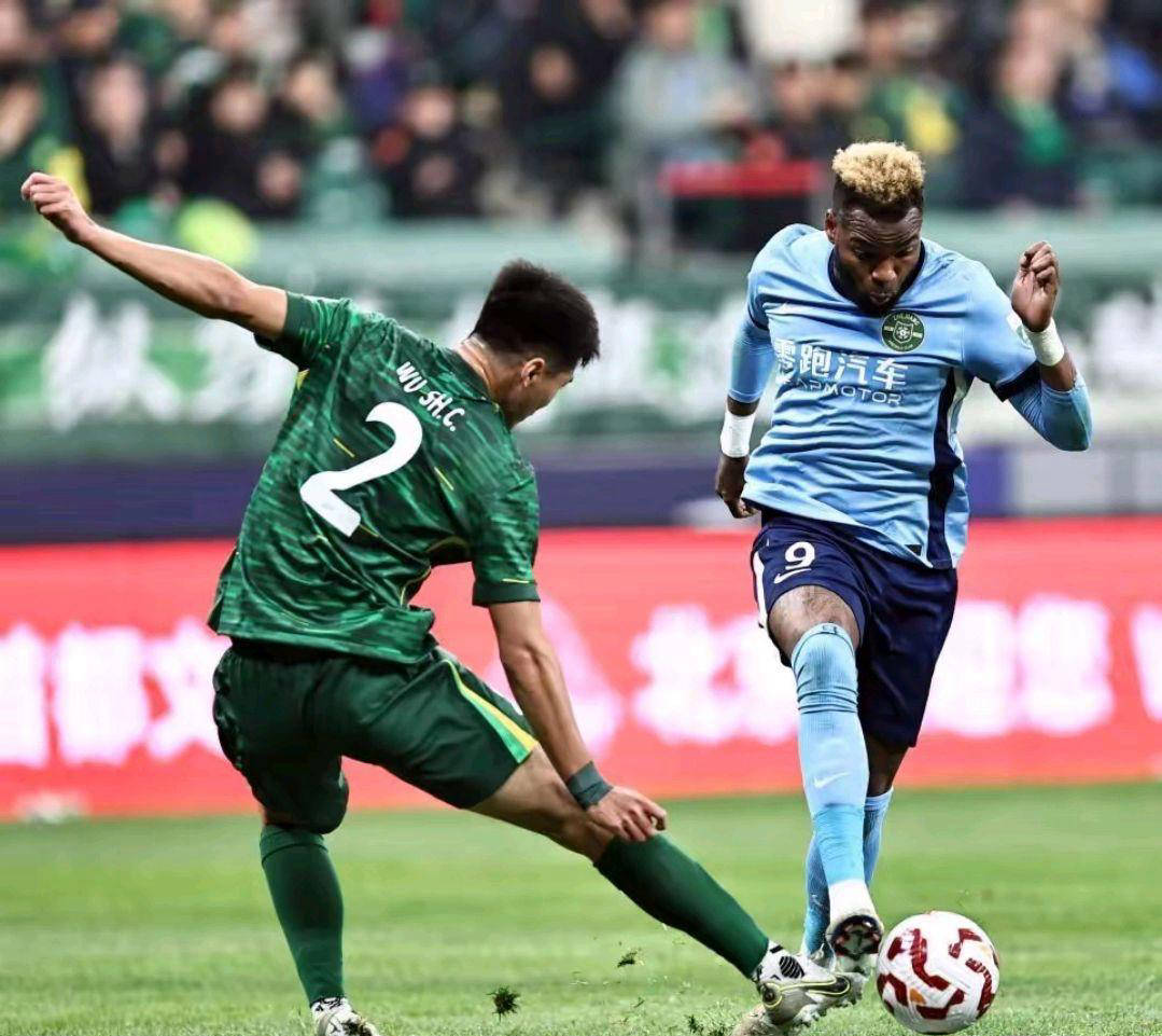 包含北京中赫国安稳固优势，客场击败对手的词条