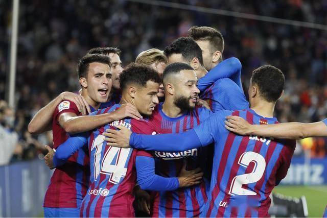 开云体育-佛罗伦萨客场挫败，难以突破对手防线