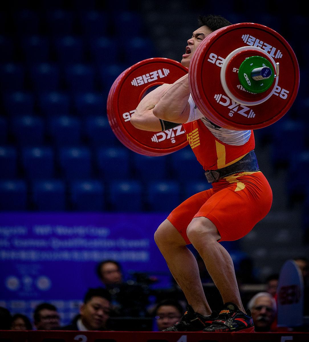 开云体育app-俄罗斯运动员惊艳举重赛场，夺冠夺纪录
