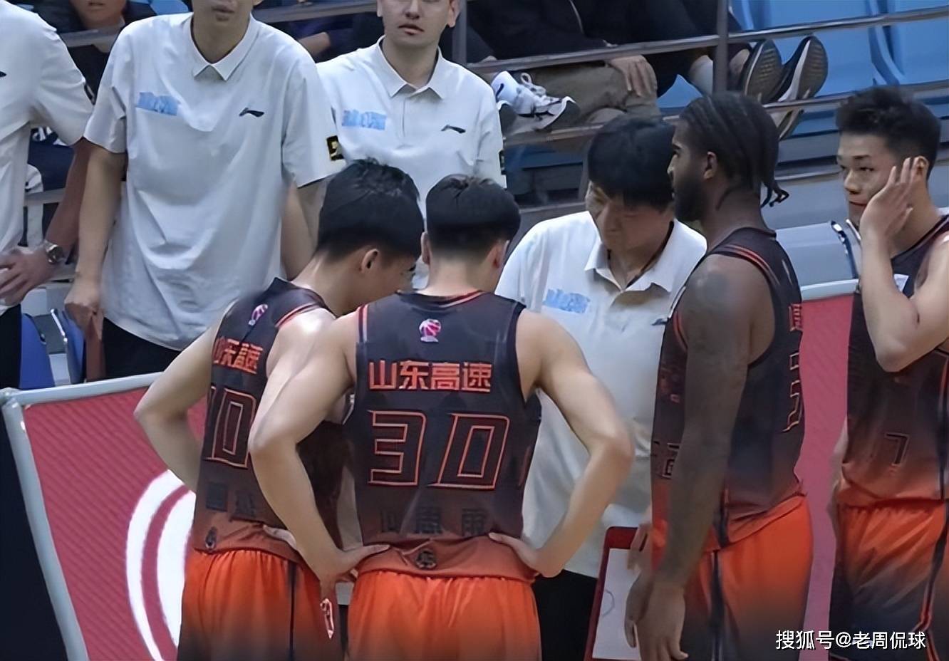 宁波男篮失利收场,憾遭主场连败困境 宁波男篮失利收场,憾遭主场连败困境