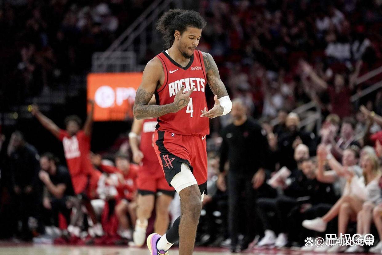 包含火箭队新援表现抢眼,成为球队关键人物的词条 包含火箭队新援表现抢眼,成为球队关键人物的词条