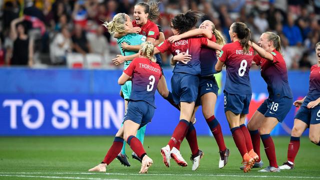 开云体育app-挪威女足在比赛中实现了完美统治的简单介绍