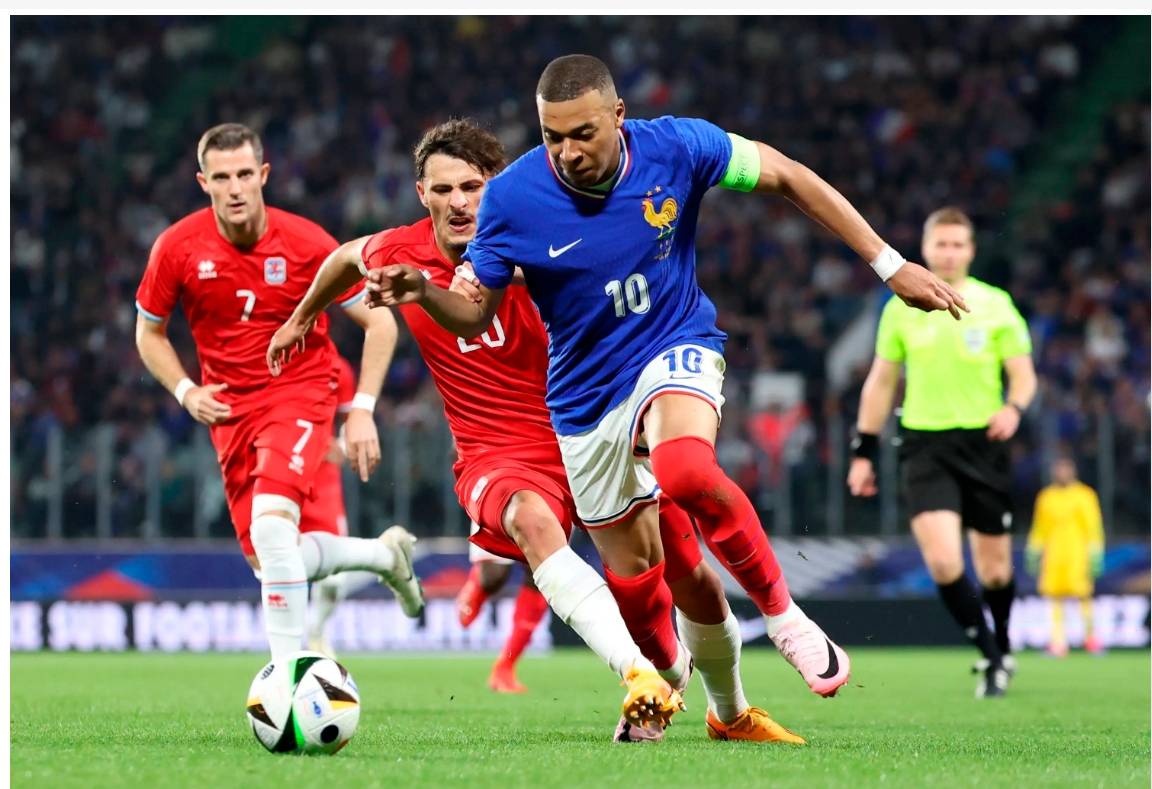 开云体育中国-意大利足球赛区：两队实力差距拉大