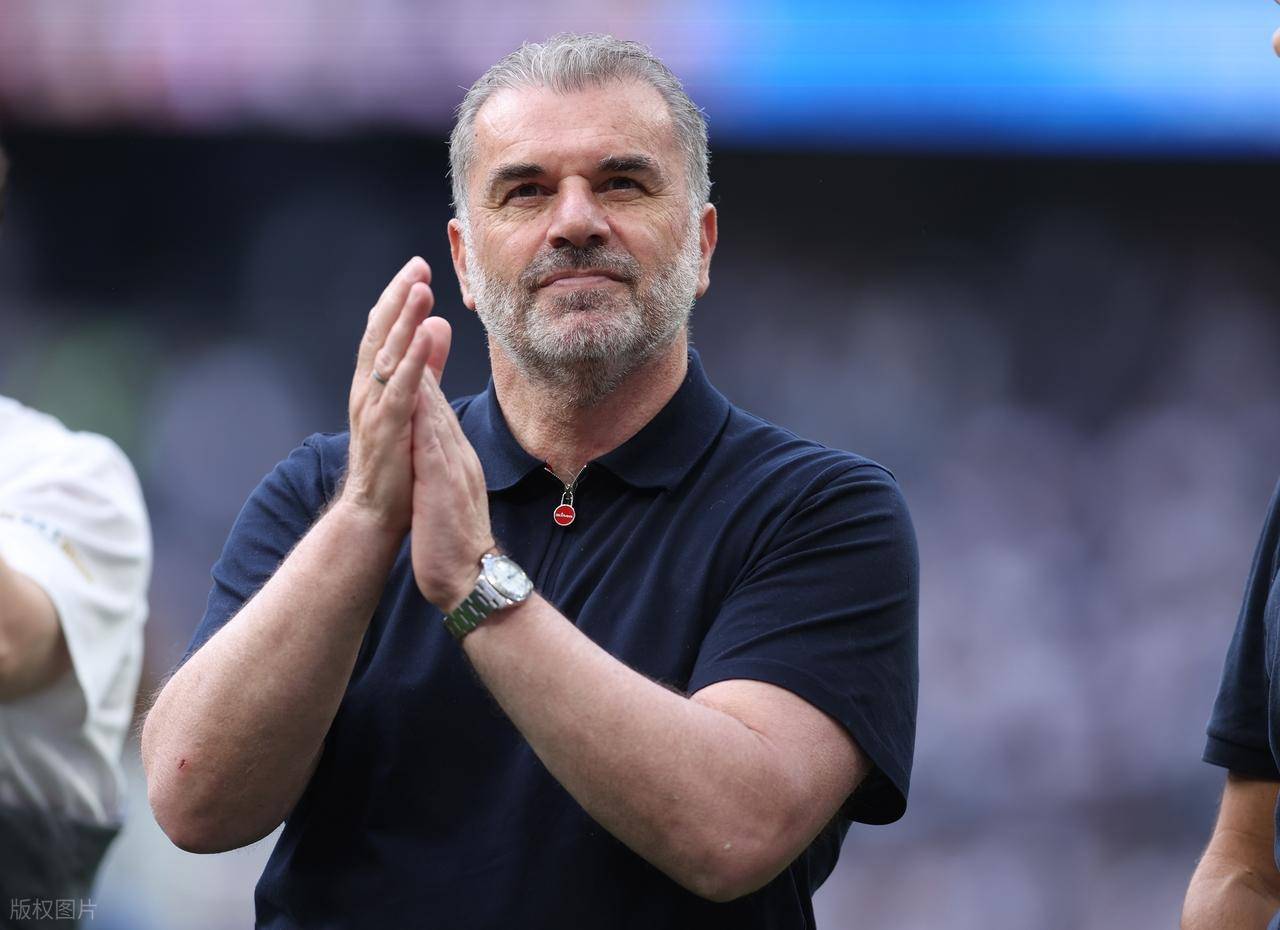 热刺主教练系绳发挥,严格要求球员 热刺主教练系绳发挥,严格要求球员