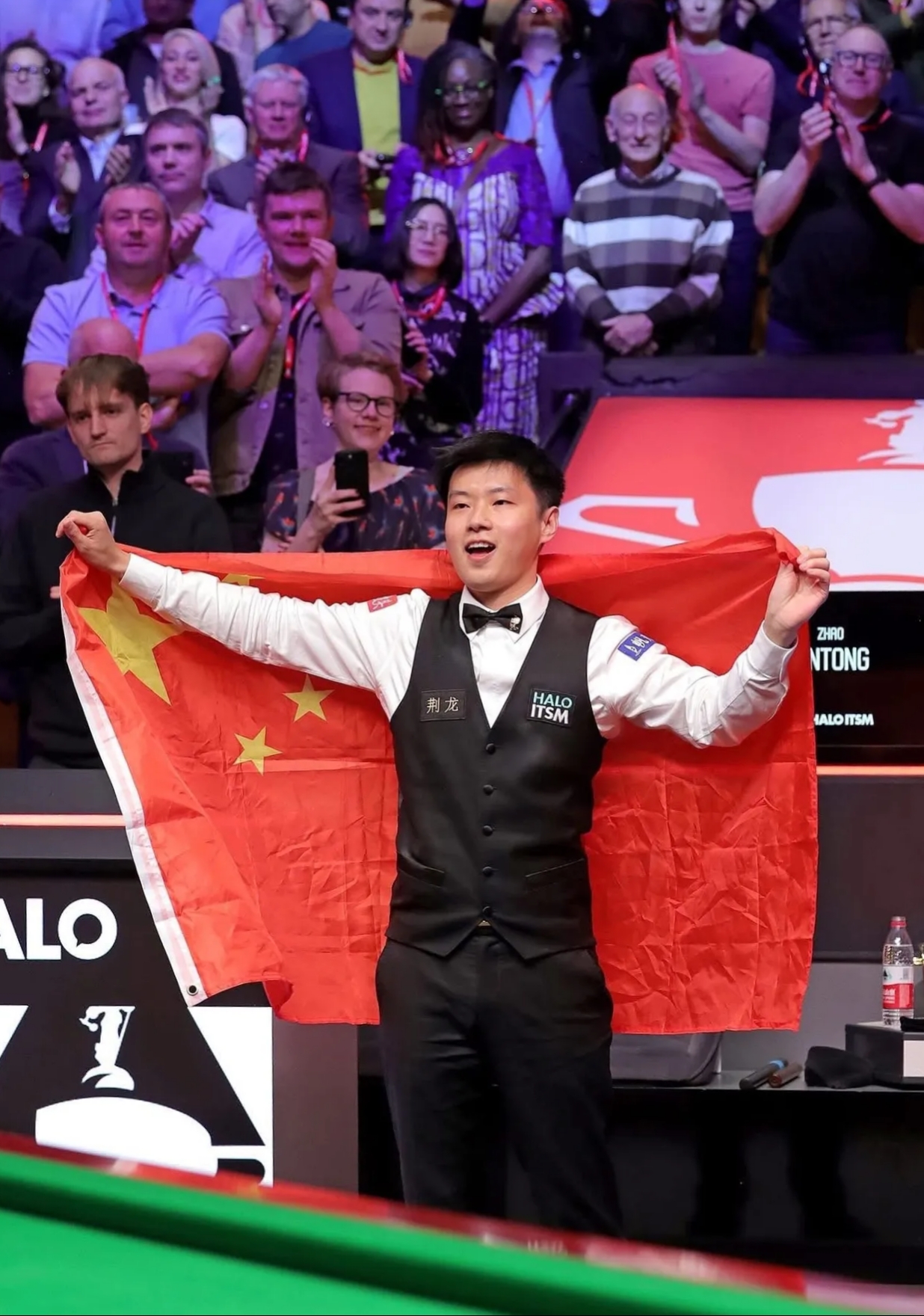 开云体育下载-年轻球员突破出色赢得球队的认可