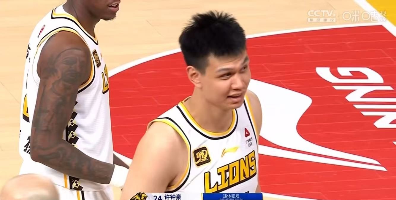 山西队主场逆转对手,球员赛后感动落泪 山西队主场逆转对手,球员赛后感动落泪