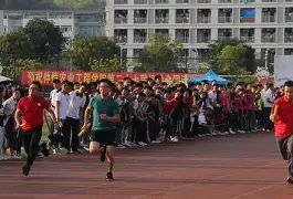 挑战不断!各国运动员齐心合作奋力拼搏的简单介绍 挑战不断!各国运动员齐心合作奋力拼搏的简单介绍