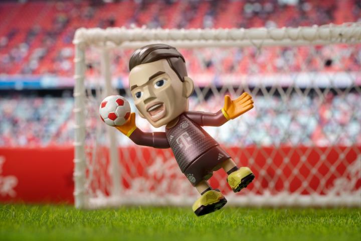 拜仁慕尼黑大获全胜，欧冠半决赛前景堪忧