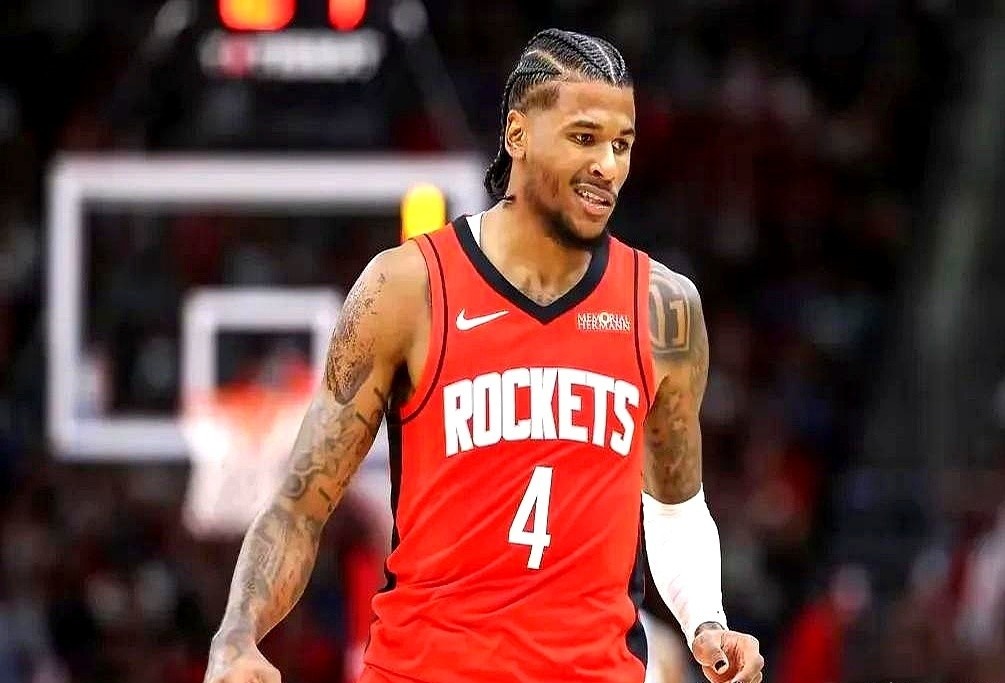 加拿大篮球明星凯尔·洛雷成功转会芝加哥公牛的简单介绍 加拿大篮球明星凯尔·洛雷成功转会芝加哥公牛的简单介绍