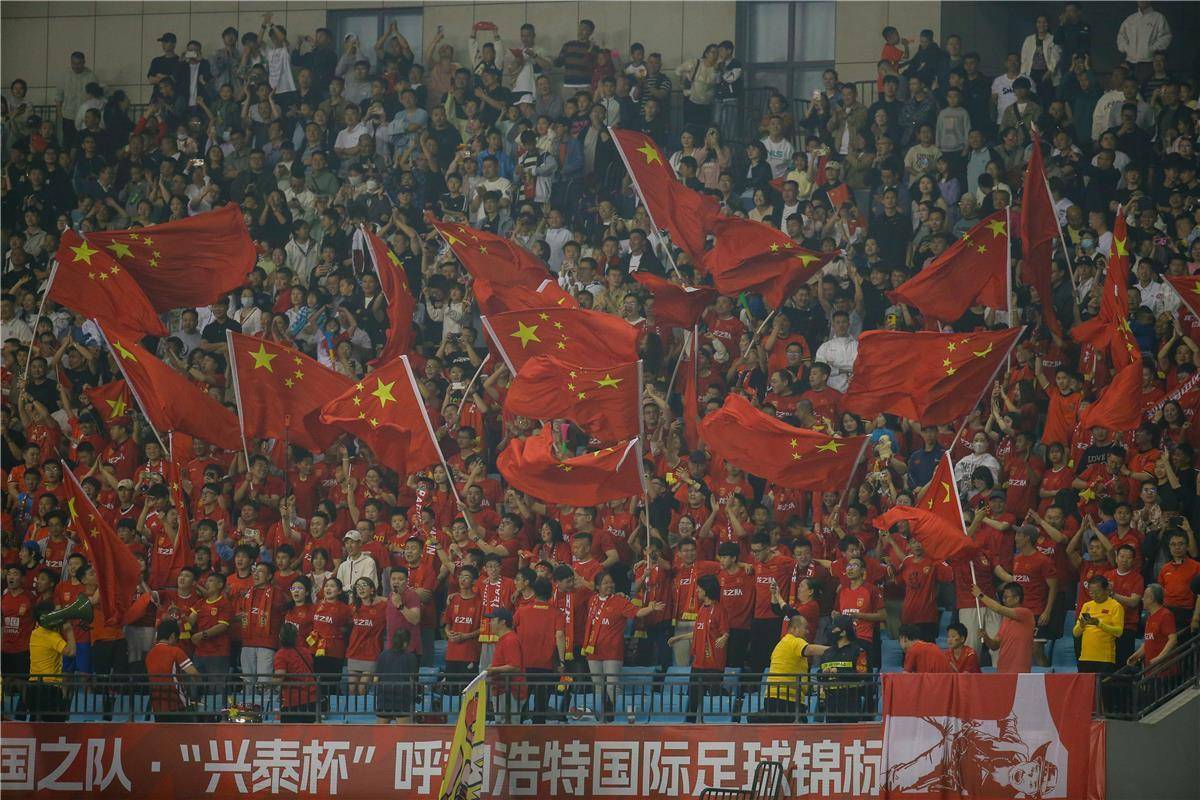 国内足球联赛球队实力逐渐提升 国内足球联赛球队实力逐渐提升