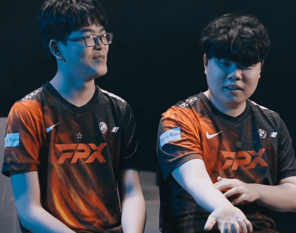 包含战队合作默契，取得连胜势头的词条