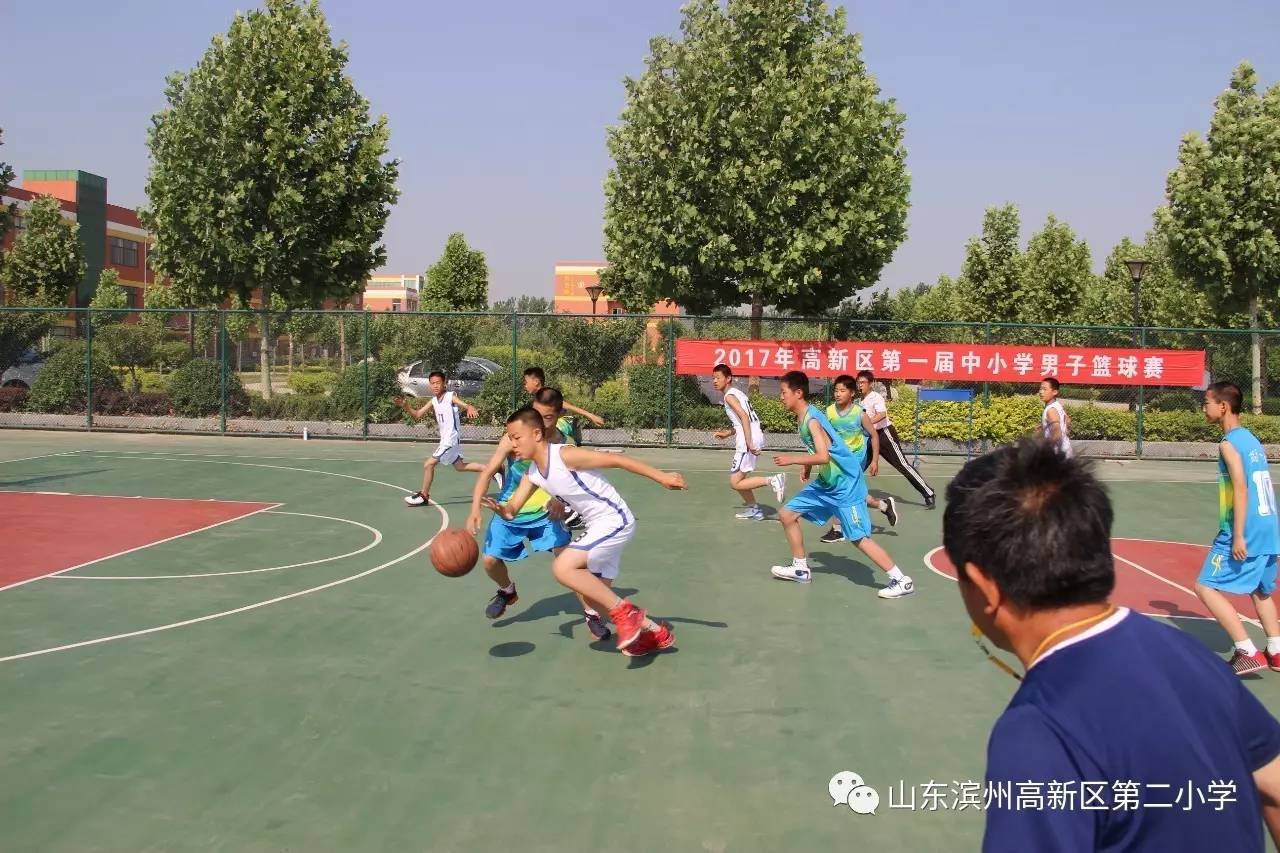 开云体育在线-包含竞技强队争锋，球员技术娴熟的词条