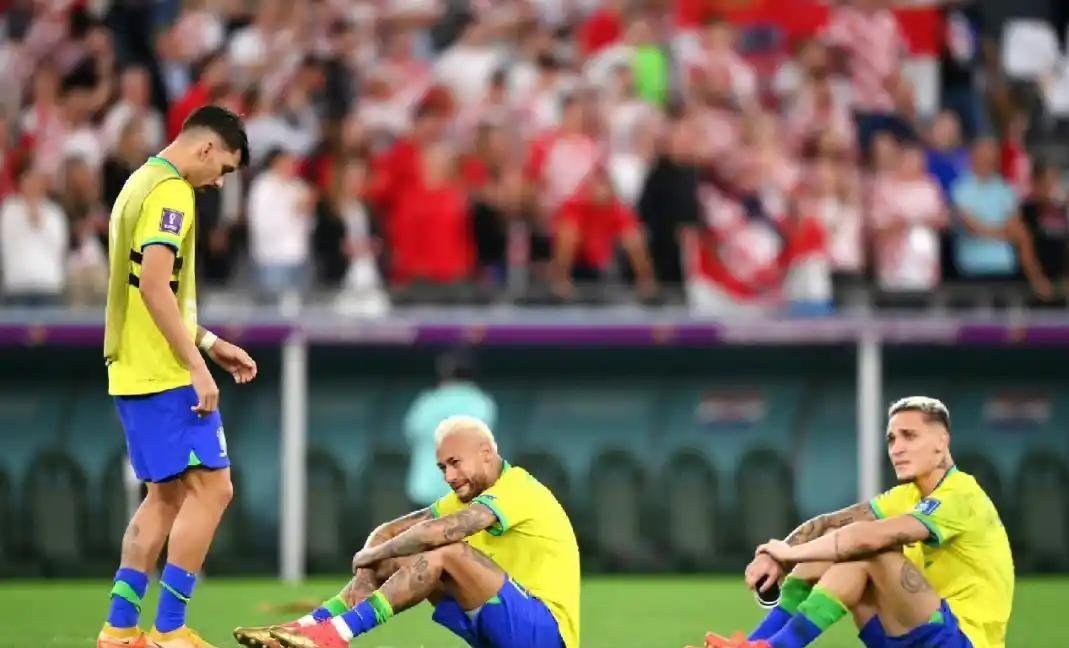 巴西队悲情出局，意大利晋级半决赛