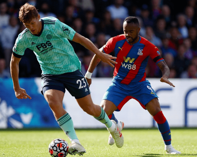 华尔沃尔主场不敌埃弗顿，陷入低谷