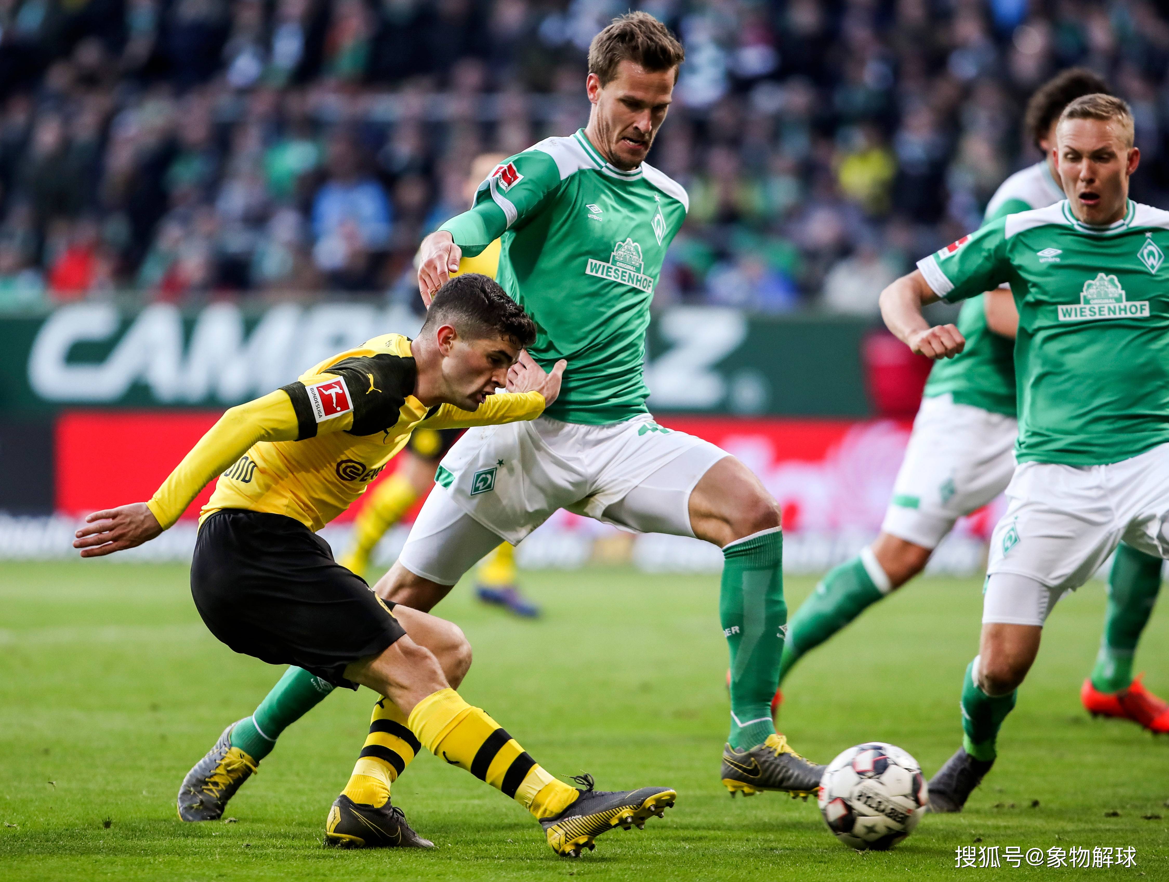 多特蒙德客场惊险逆转,取得关键胜利 多特蒙德客场惊险逆转,取得关键胜利