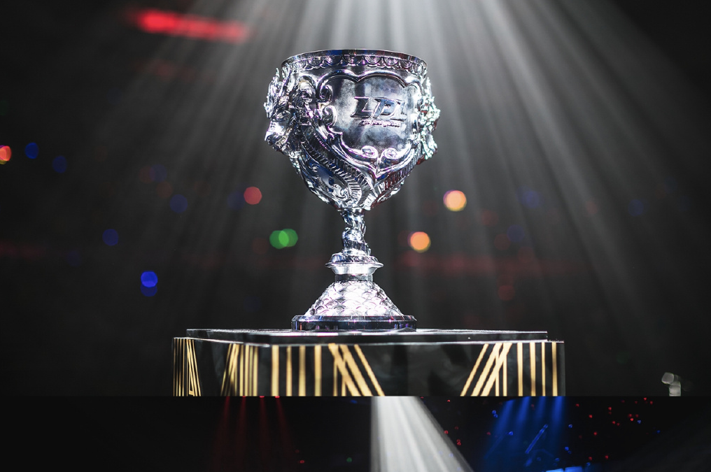 关于GEN鏖战DK，Lehends拿下关键大龙激烈交锋成都决赛之夜，留下经典瞬间的信息