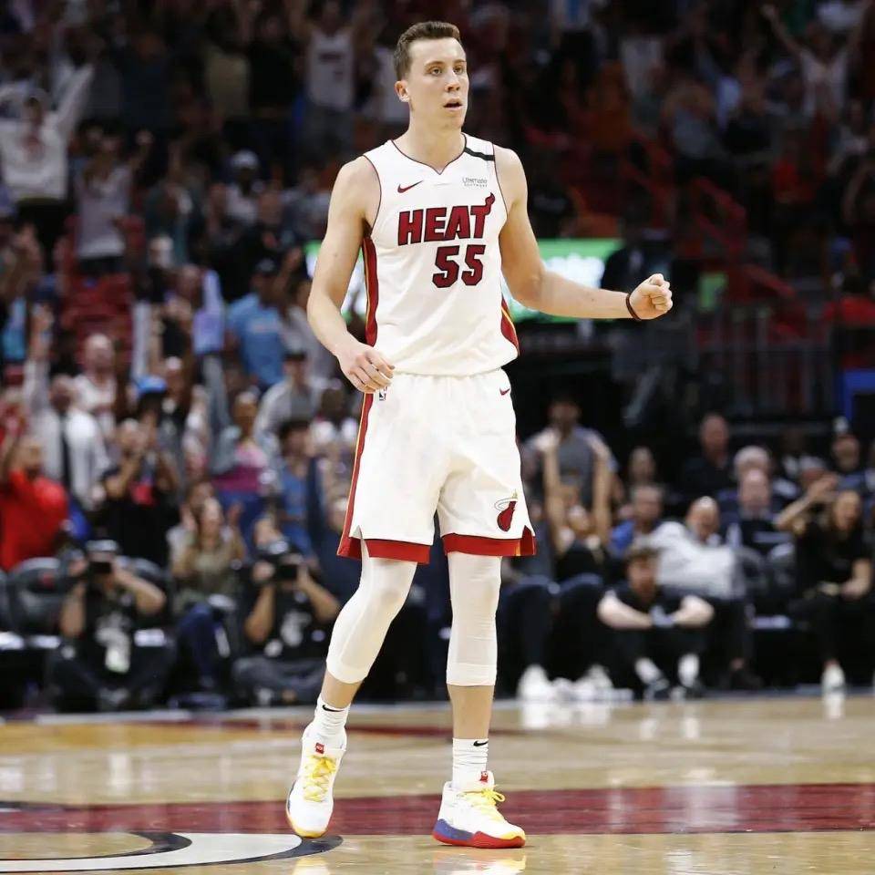 包含骑士逆转热火,拉文27分砍下的词条 包含骑士逆转热火,拉文27分砍下的词条