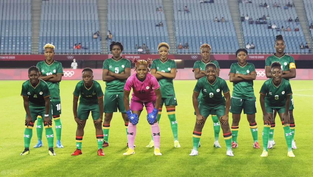 赞比亚队在胜利中晋级下一阶段