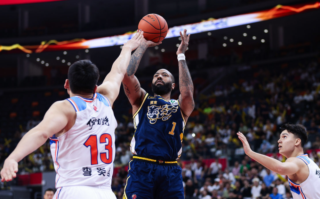 开云APP-福建队表现出色，有望冲击后阶段