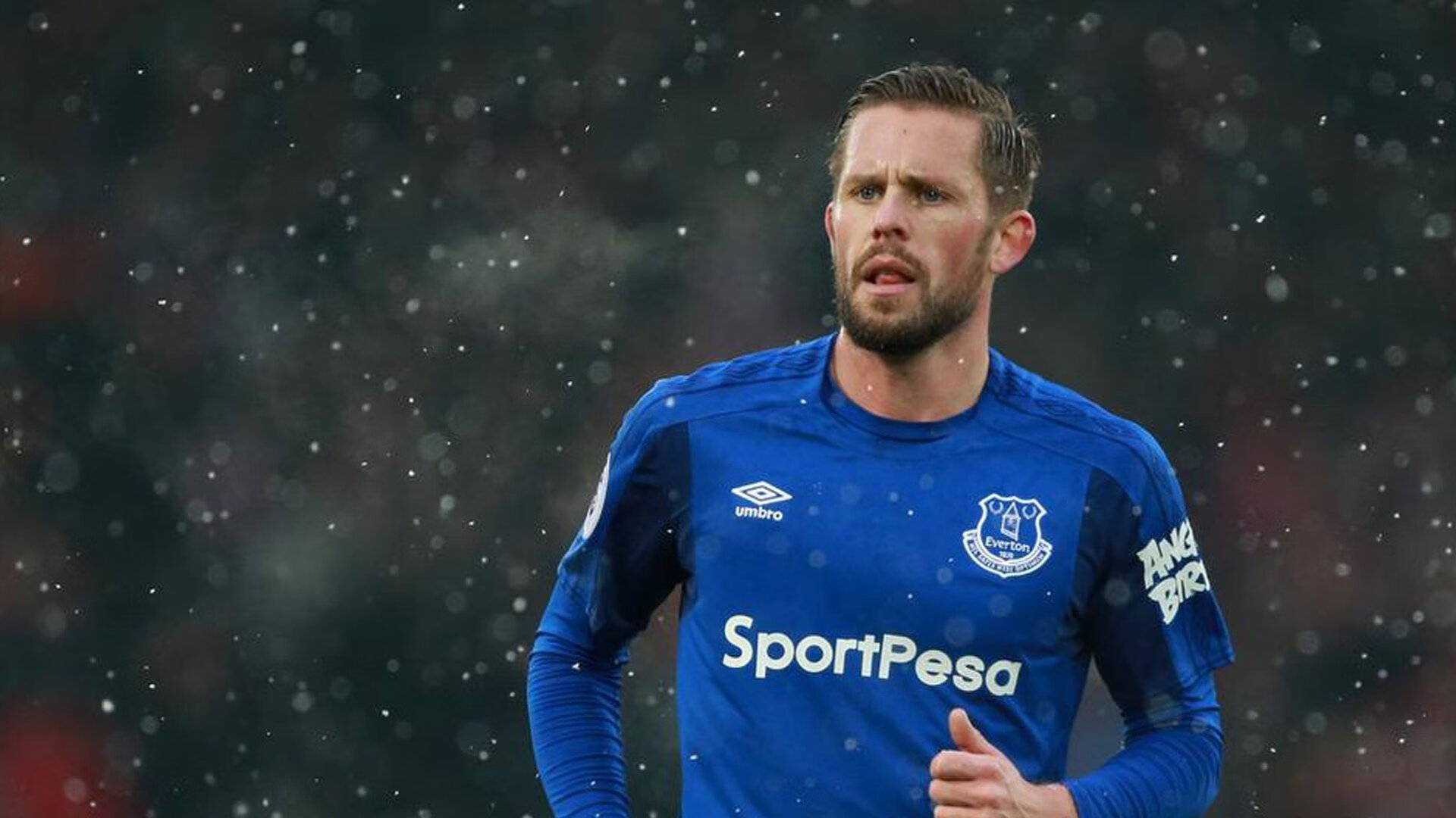 开云体育入口-冰封龙翼，焚烧苍穹，当切特在深圳防线前接管年度之战